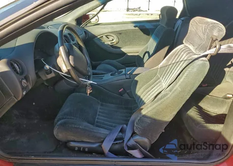 2001 Pontiac Firebird z USA, uszkodzony, nr VIN 2G2FS32K812139446